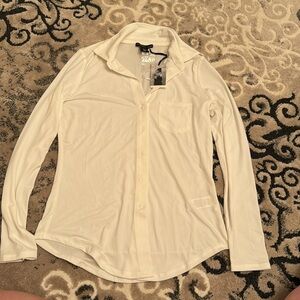 SINCERELY JULES CREAM BUTTON DOWN SHIRT NWT POLYESTER AND SPANDEX LIGHTWEIGHT